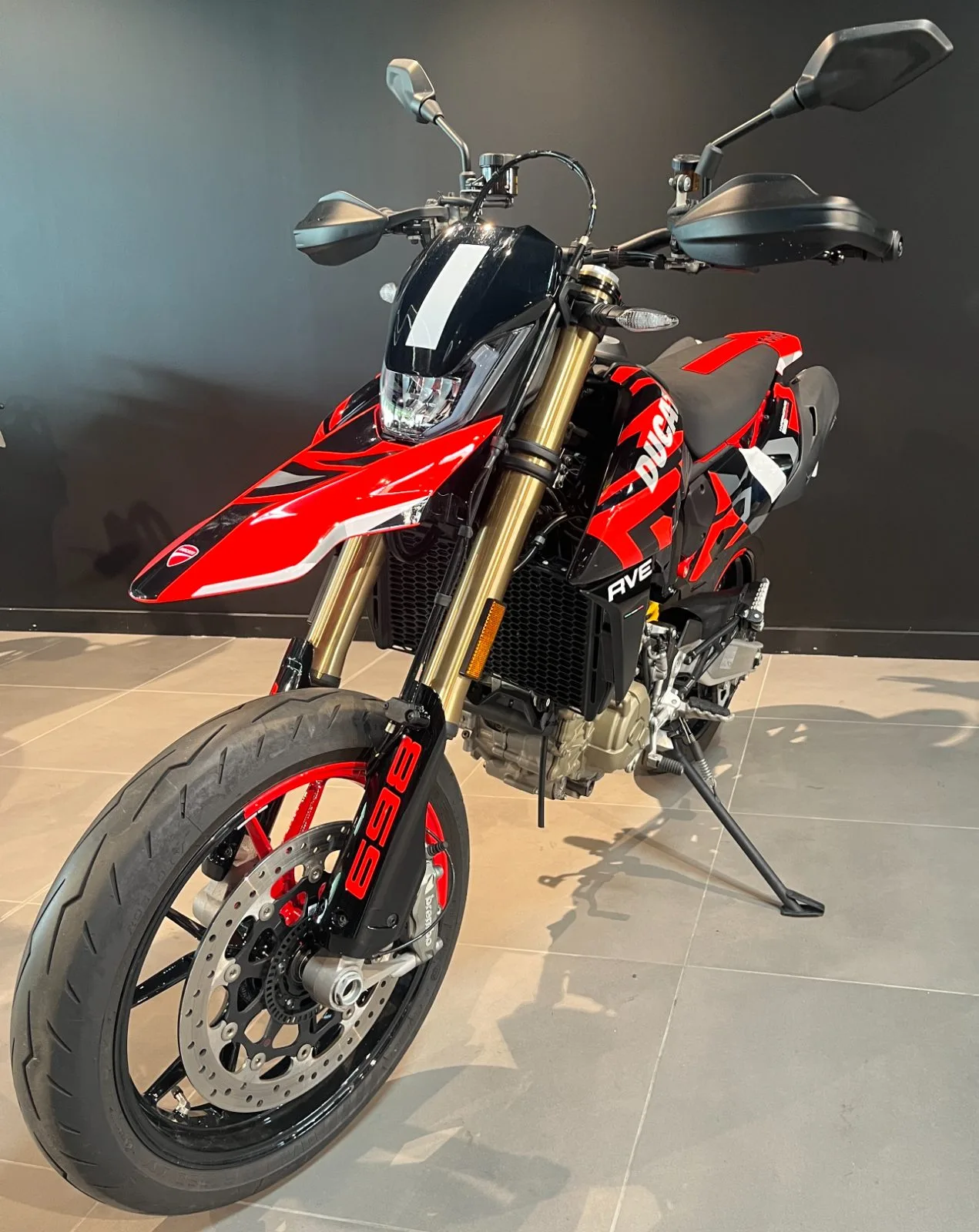 Ducati Hypermotard 698 Mono RVE