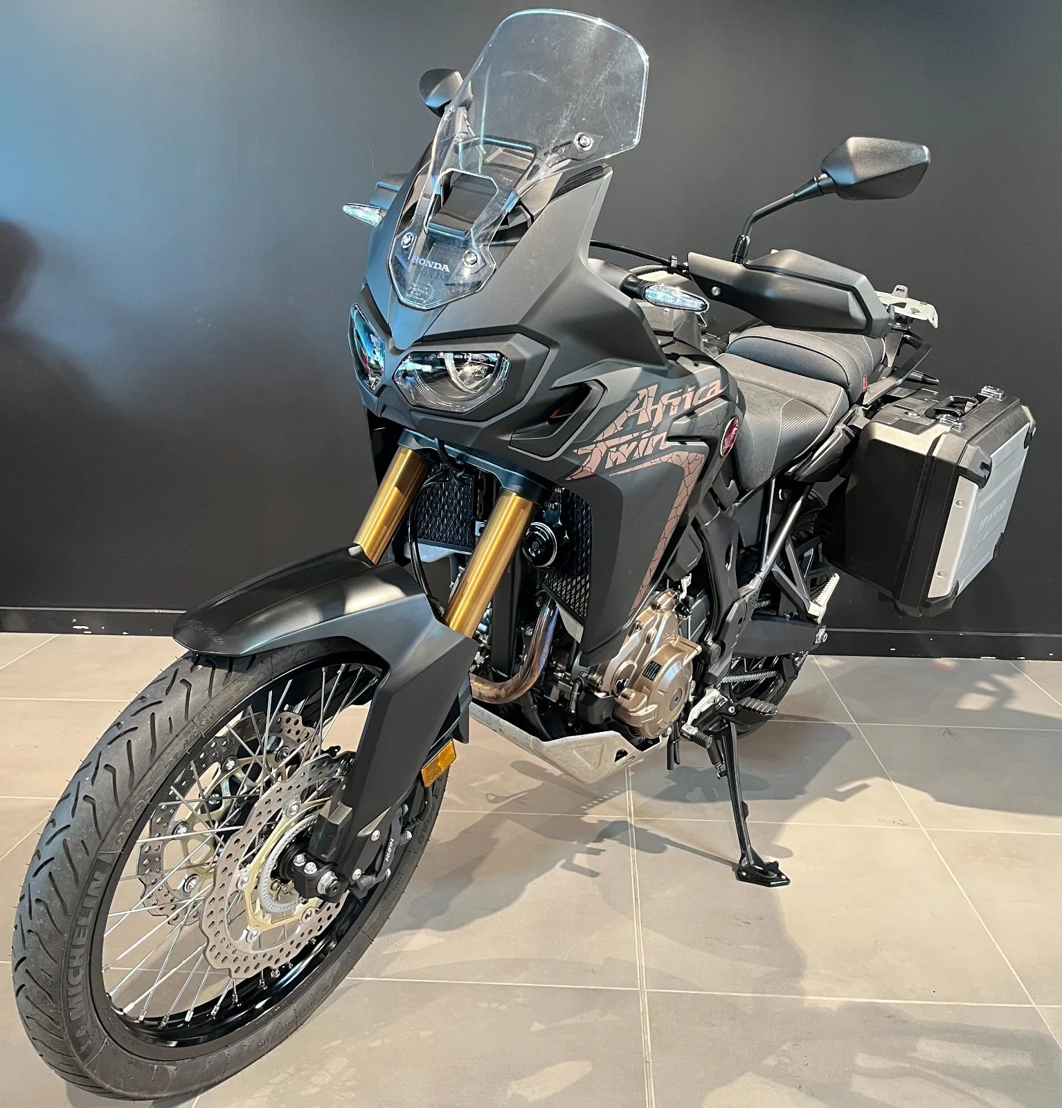Honda Africa Twin CRF 1000D d'occasion