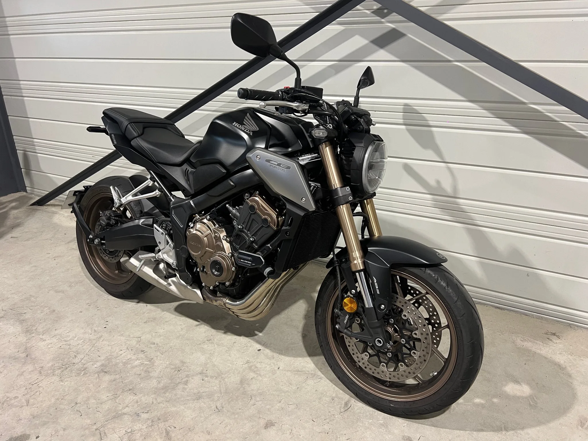 Honda CB650R