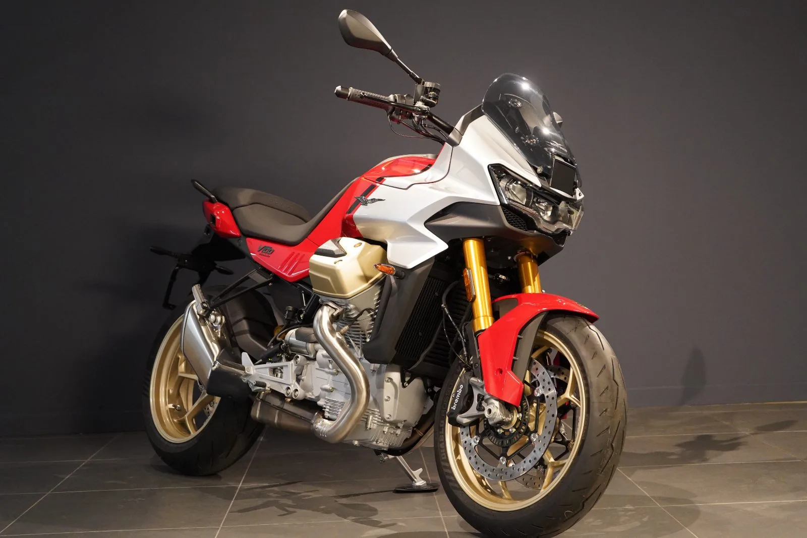 Moto Guzzi V100 Mandello S
