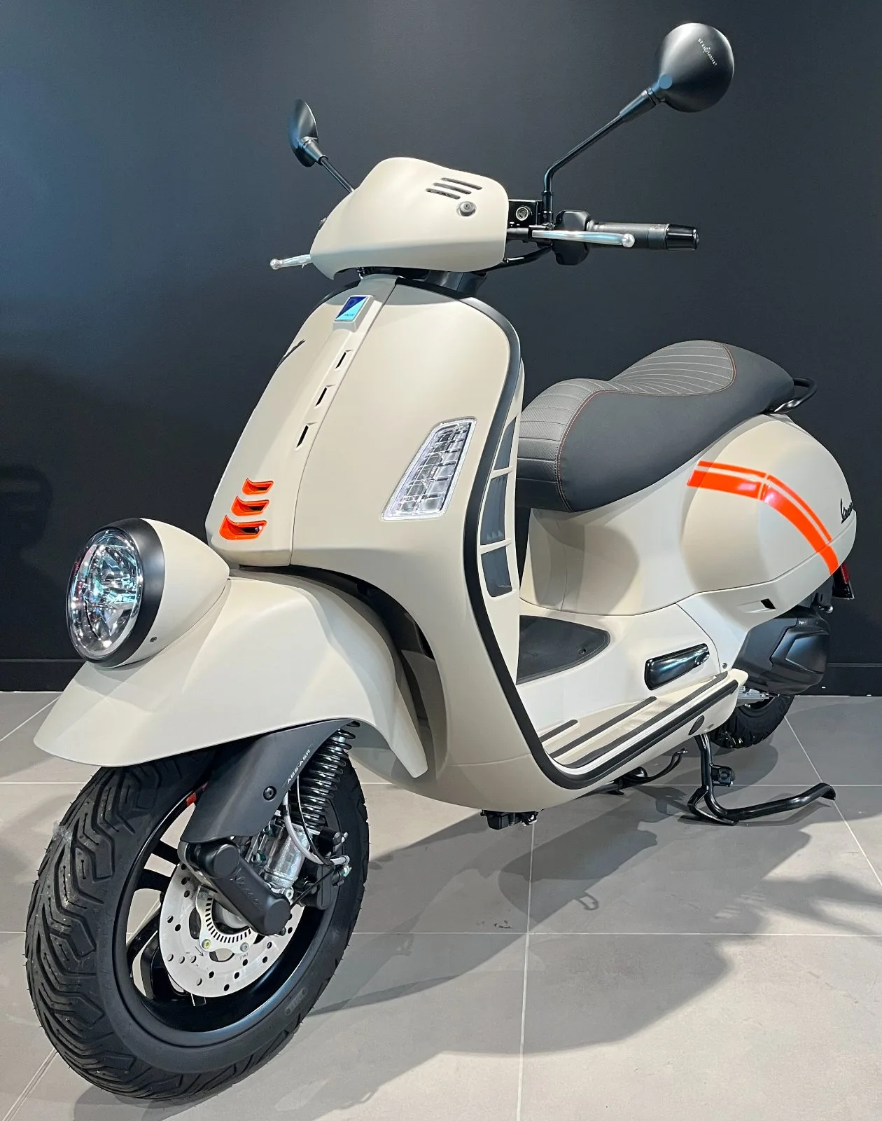 Vespa Gtv 310 E5+